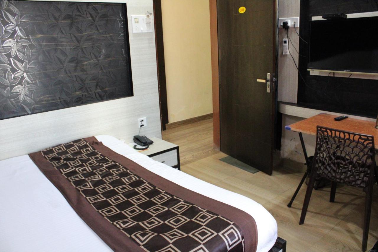 Hotel Square Park 디브루가르 외부 사진